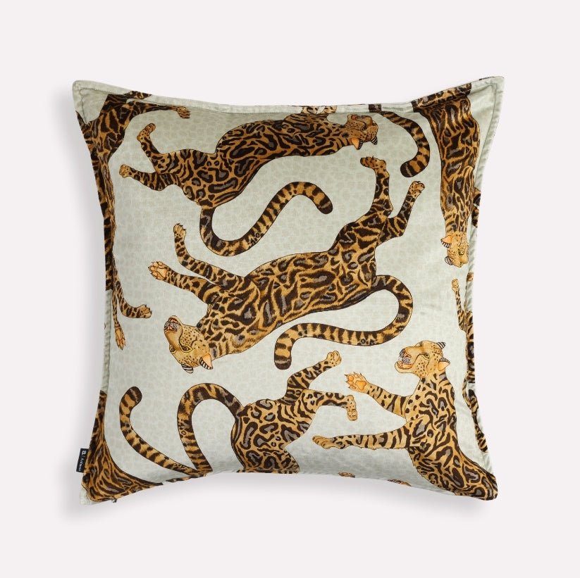 Cheetah Kings Stone Velvet Cushion Cover
