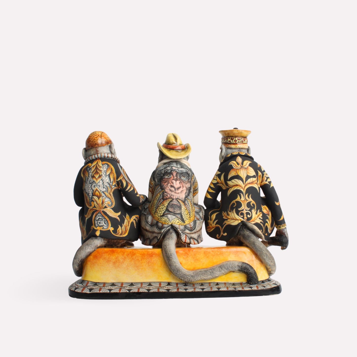 Stylish Monkeys Sculpture