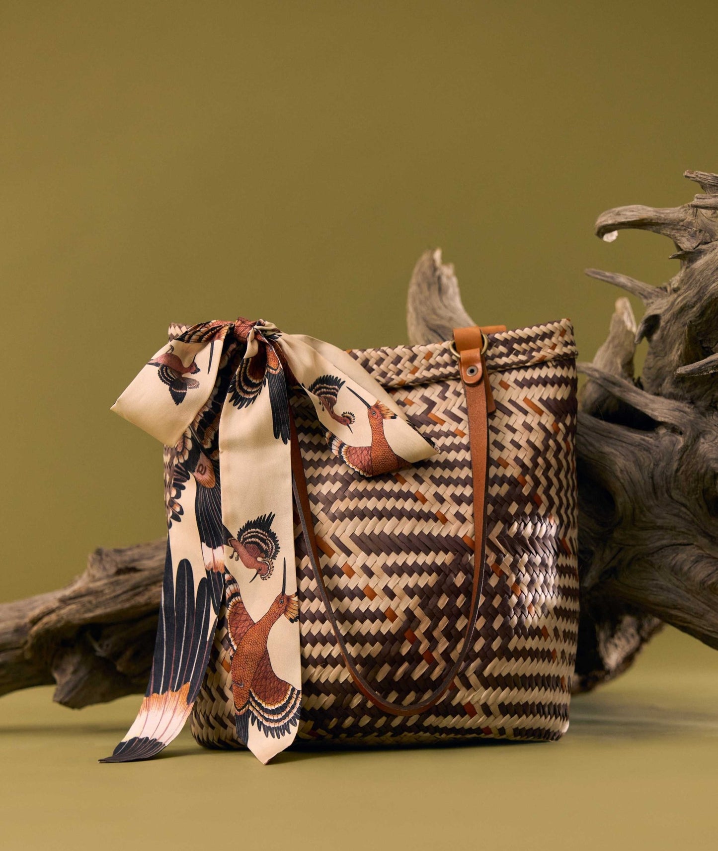 Hoopoe Hop Silk Twill in Stone 165
