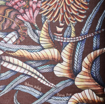  A zoomed-in view emphasizing the fine details of the scarf’s weave, showcasing the depth and texture of the print.