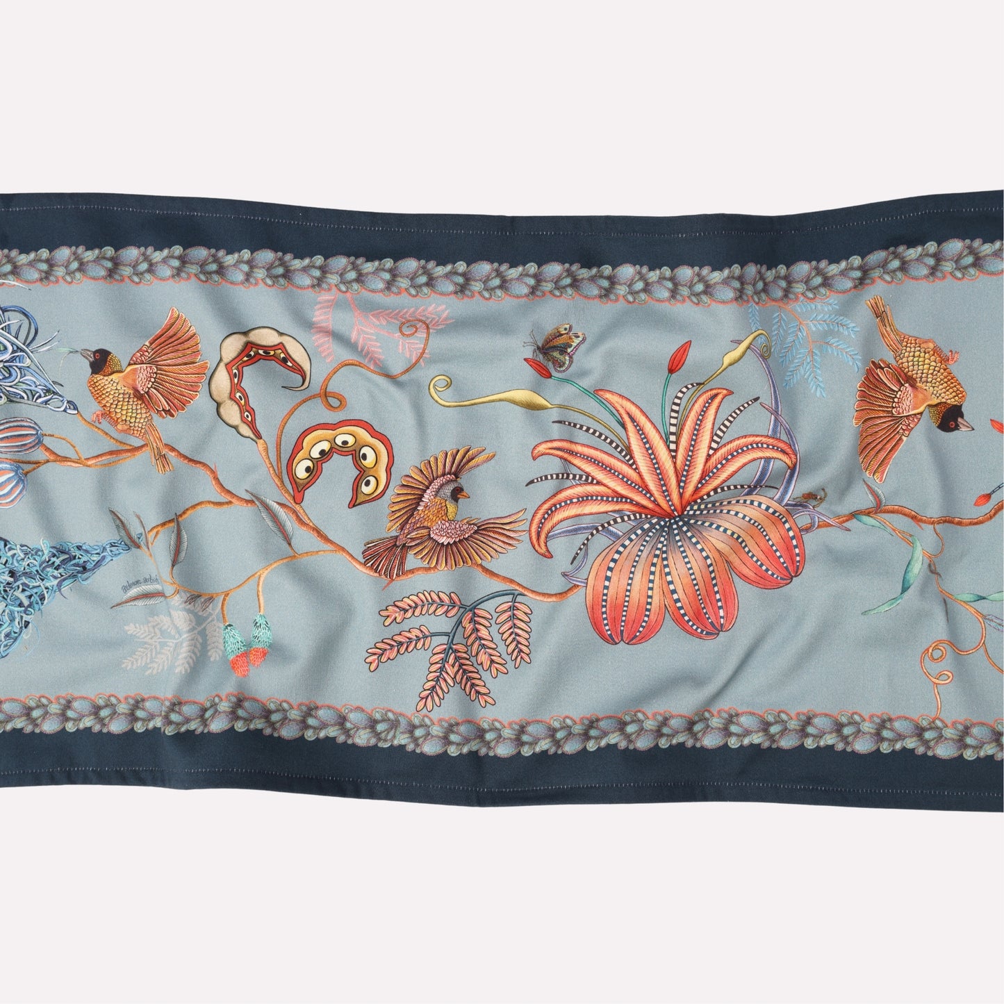Thanda Nest Table Runner in Mist