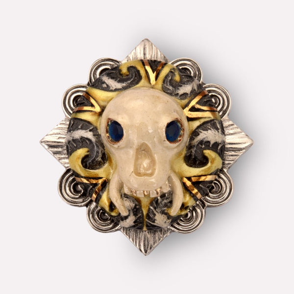 Gold Lustred Wonderboy Skull Brooch Pin
