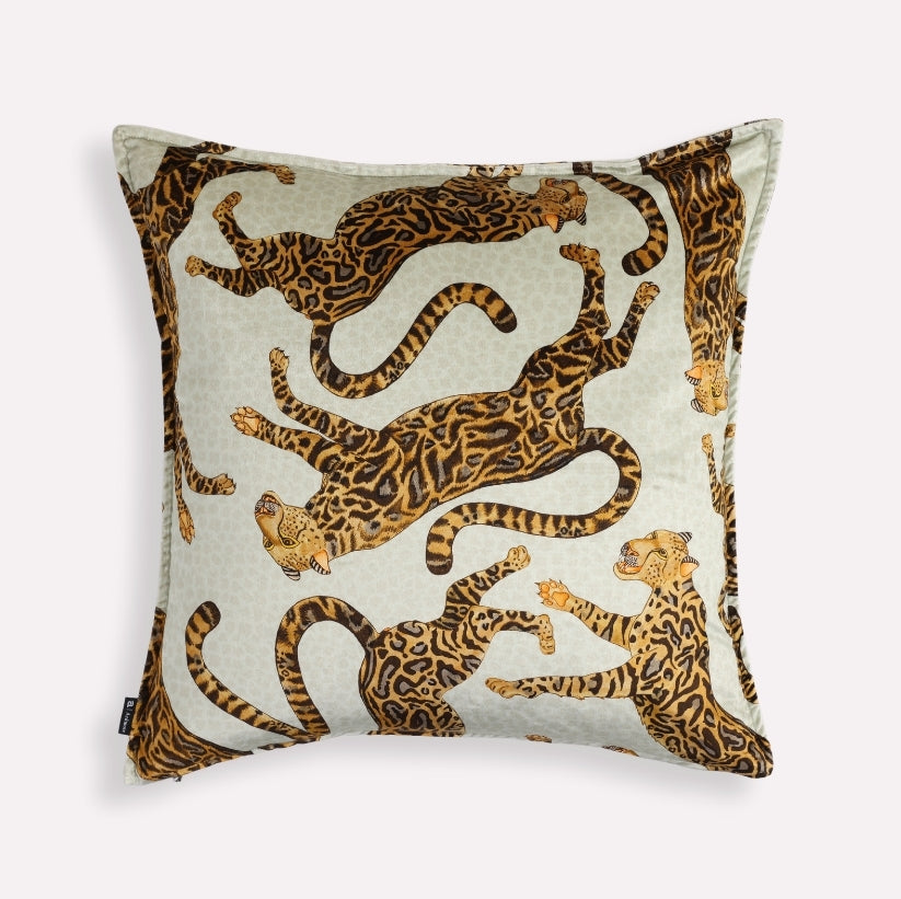 Cheetah Kings Stone Velvet Cushion Cover