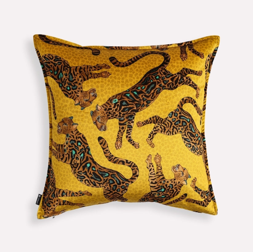 Cheetah Kings Gold Velvet Cushion Cover
