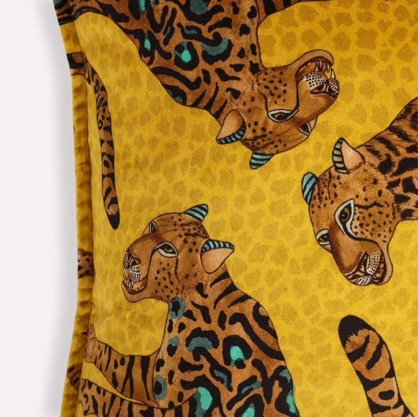 Cheetah Kings Gold Velvet Cushion Cover