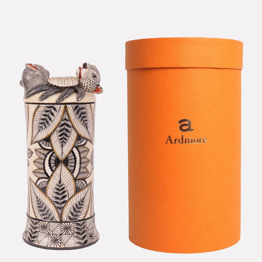 Leopard and Monkey Diffuser Pot