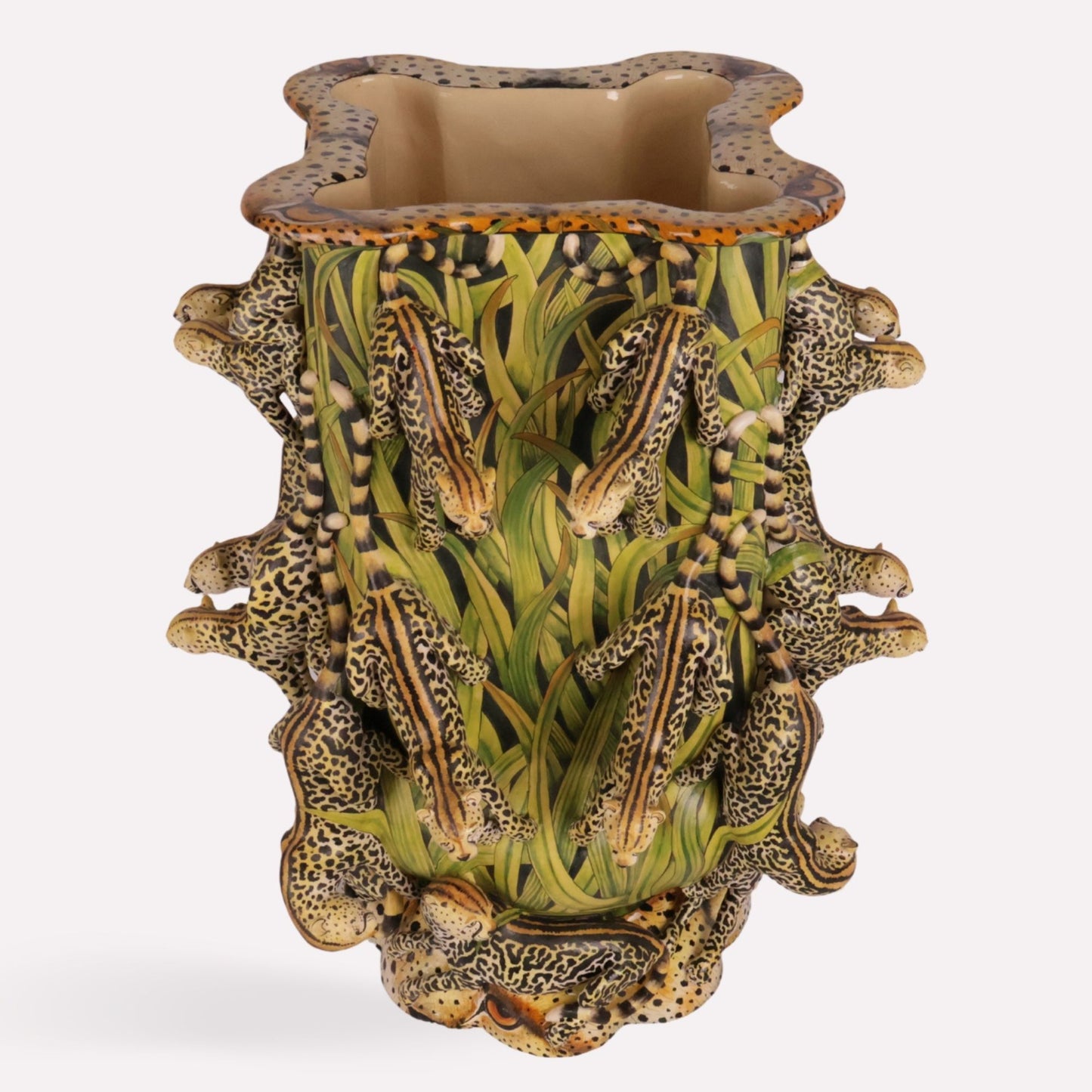 Cheetah Prowl Vessel