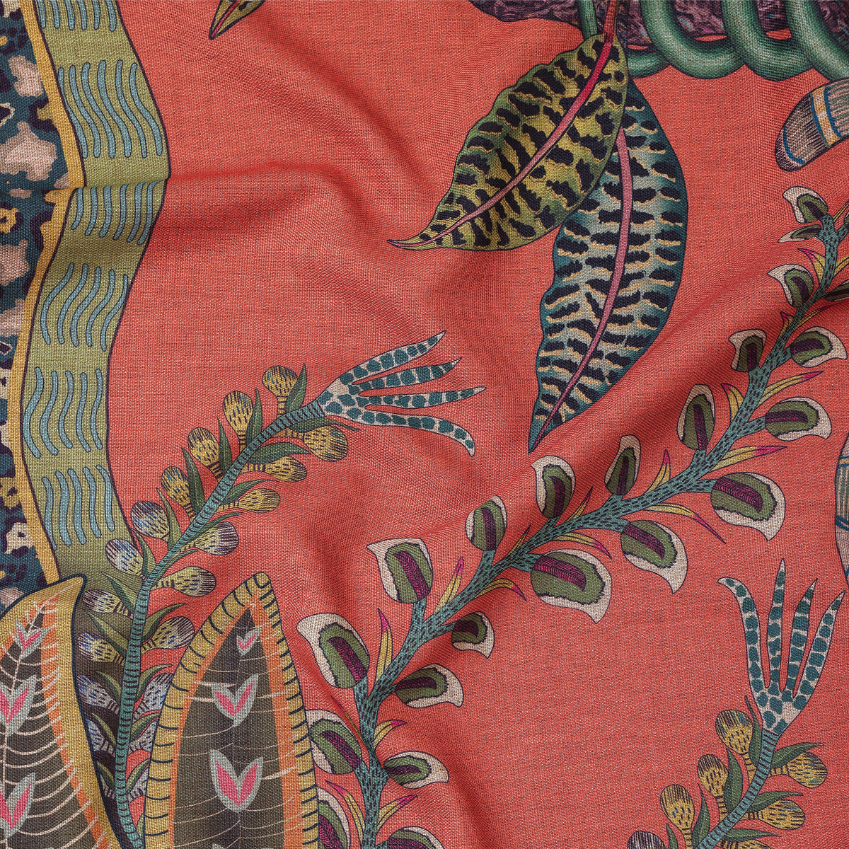 Monkey Tales Linaza Tablecloth in Coral