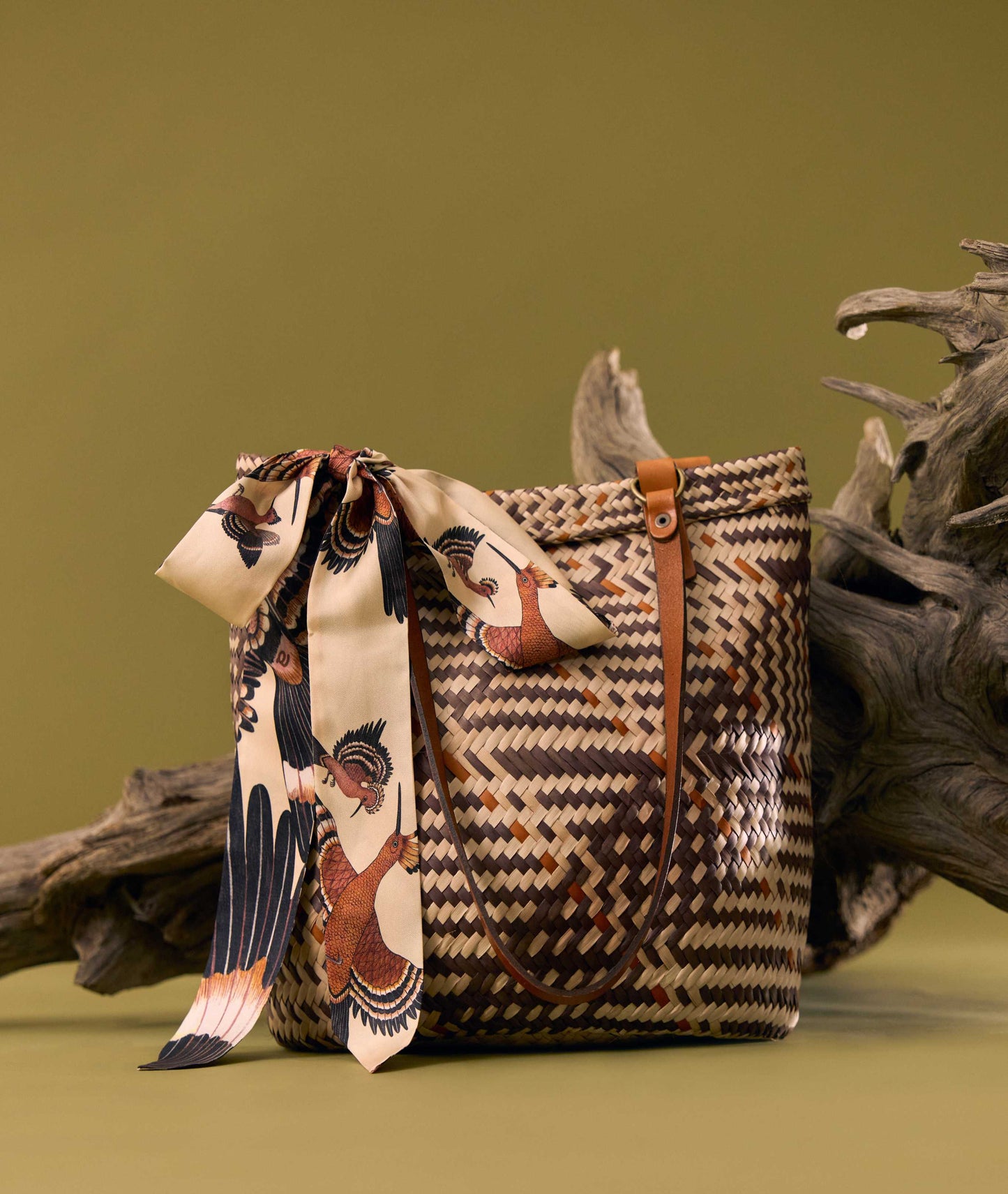 Hoopoe Hop Silk Twill in Stone 165